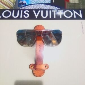 Inspired stylish sunglasses ACCEPTING OFFERS!